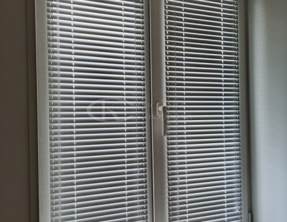 Горизонтальные алюминиевые жалюзи